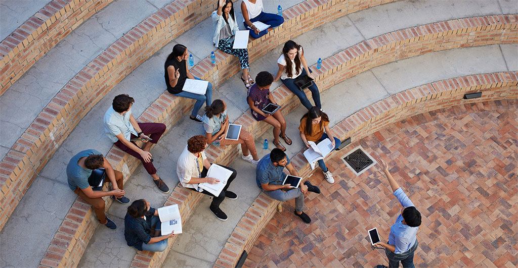 5G RAN Architecture - Fujitsu Network Communications