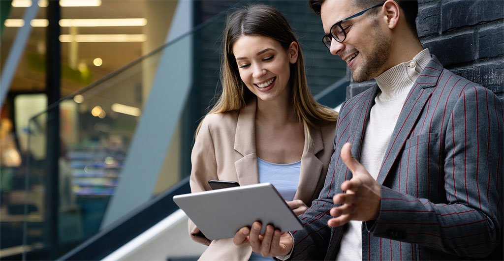 Enabling Automation, Multivendor Integration, and Cloud-Native Optimization with O-RAN SMO and Intelligent Control