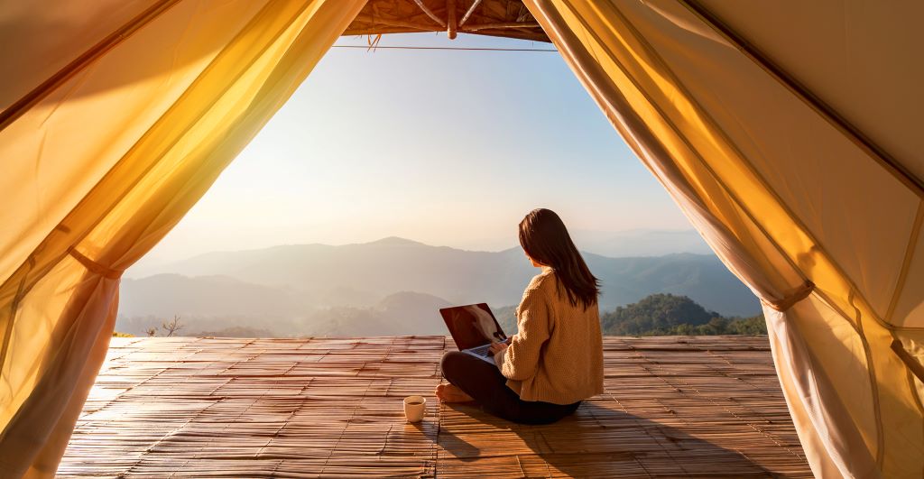 Why network operators need Element Management System Transformation What is element management system transformation, and how does it help network operators boost performance, operational efficiency, sustainability and security?